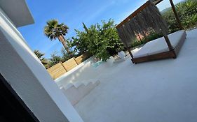Rustic Hill Private Pool Suites